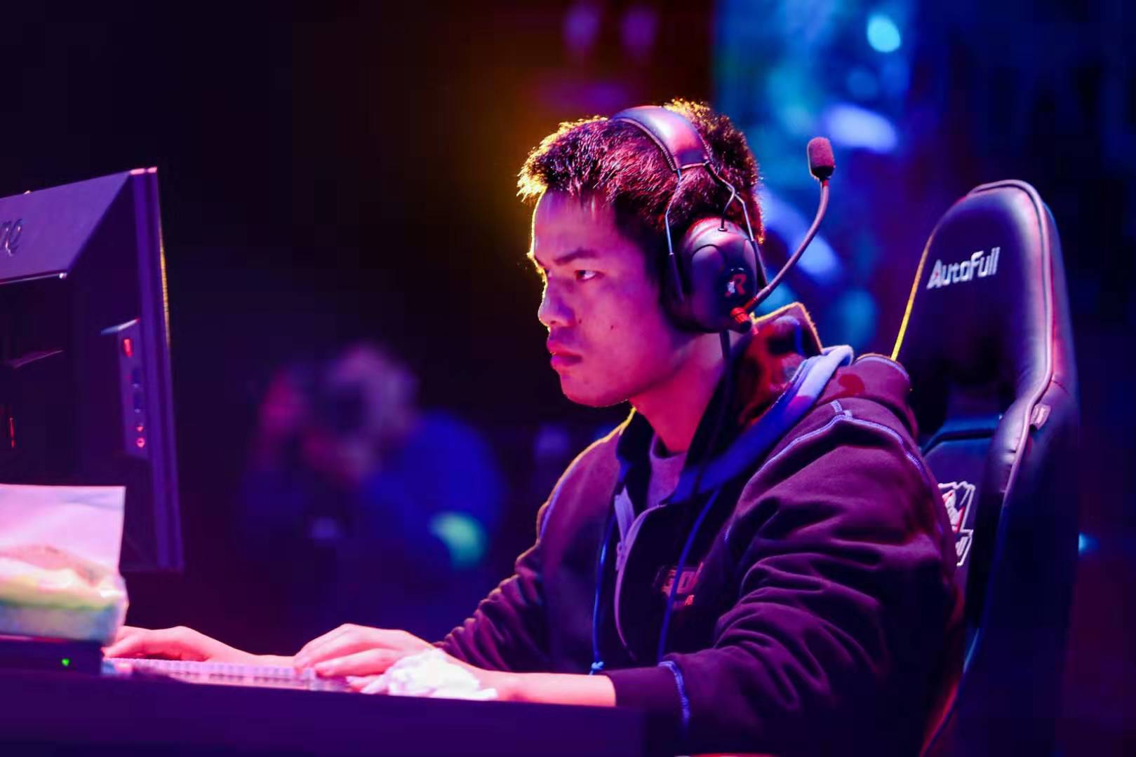 这一事件不 这一事件不